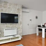 Mm Luxury Diamond & Silver * Zadar