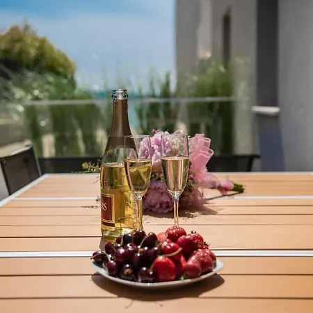 Mm Luxury Diamond & Silver *